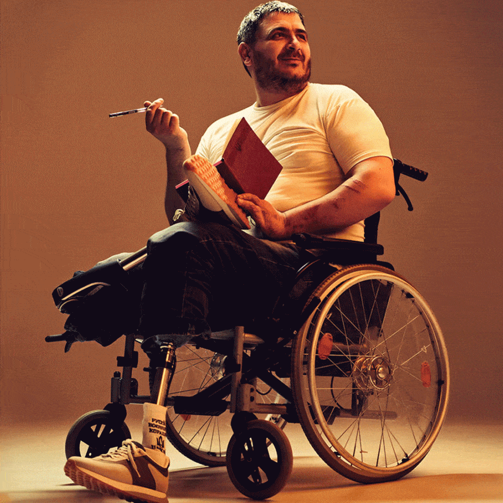 ПРИВАТБАНК: Українські герої